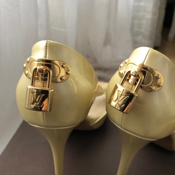 Louis Vuitton pearly heels locks gold ivory - Picture 3 of 12